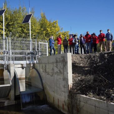 Ministro de Agricultura inauguró compuertas automáticas que mejoran distribución de agua en canales del Río Ñuble