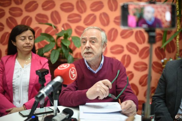 Regantes, agricultores, gremios y parlamentarios critican reciente prórroga en concesión del embalse Nueva La Punilla