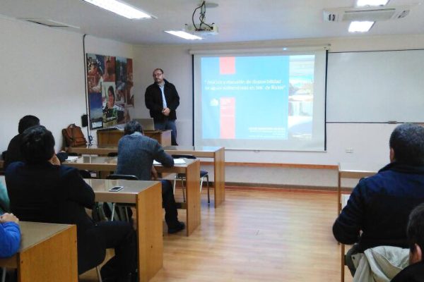 Académicos y regantes analizan disponibilidad de aguas subterráneas en Ñuble